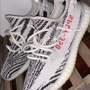 Yeezy zebra